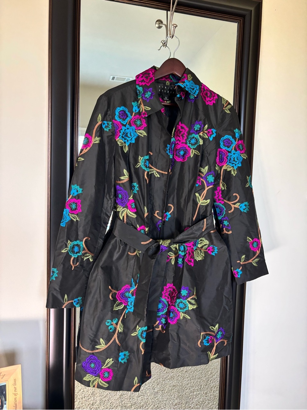Vintage Finity Studio Floral Embroidered
Long Coat / Jacket - Size 8